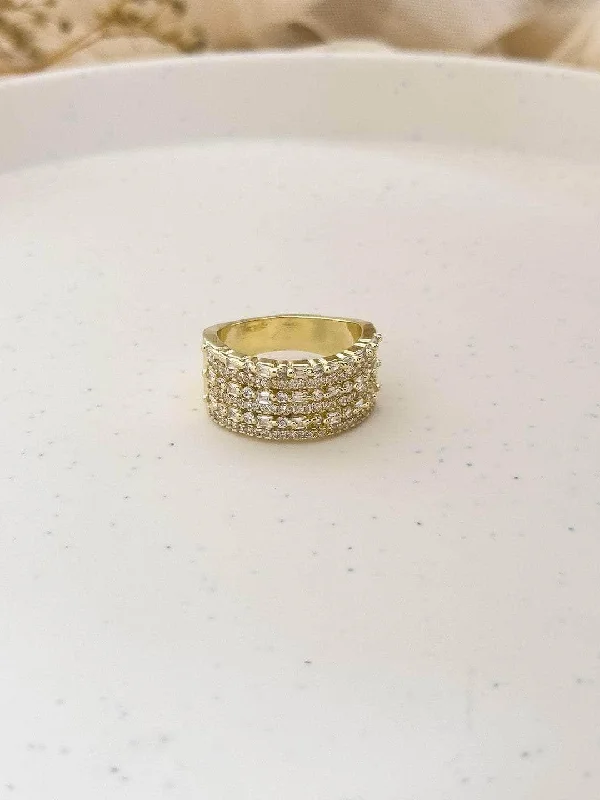 Sparkle In Style With Our Best Jewelry Deals Baguette Diamond Ring