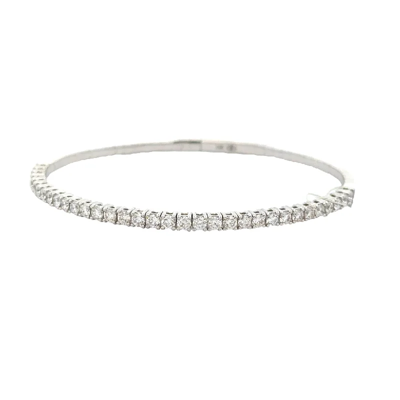 Stunning Jewelry At A Fraction Of The Price Flexible Diamond Bangle Bracelet in White Gold Stunning Jewelry At A Fraction Of The Price Flexible Diamond Bangle Bracelet in White Gold