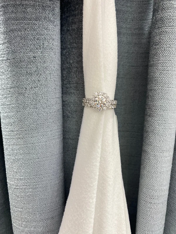 Don't Miss Out On Jaw-Dropping Jewelry Discounts Iris Lab Grown Round Diamond Bridal Set Don't Miss Out On Jaw-Dropping Jewelry Discounts Iris Lab Grown Round Diamond Bridal Set
