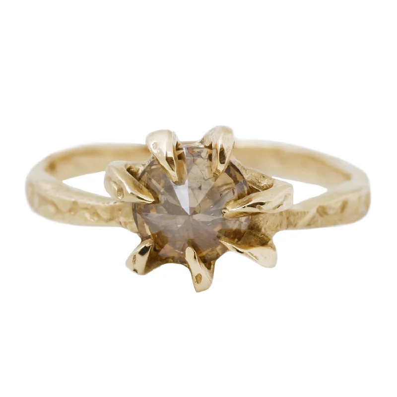 Elegant Designs, Unbeatable Discounts – Shop Jewelry Now Diamond Stingray Solitaire Ring Elegant Designs, Unbeatable Discounts – Shop Jewelry Now Diamond Stingray Solitaire Ring