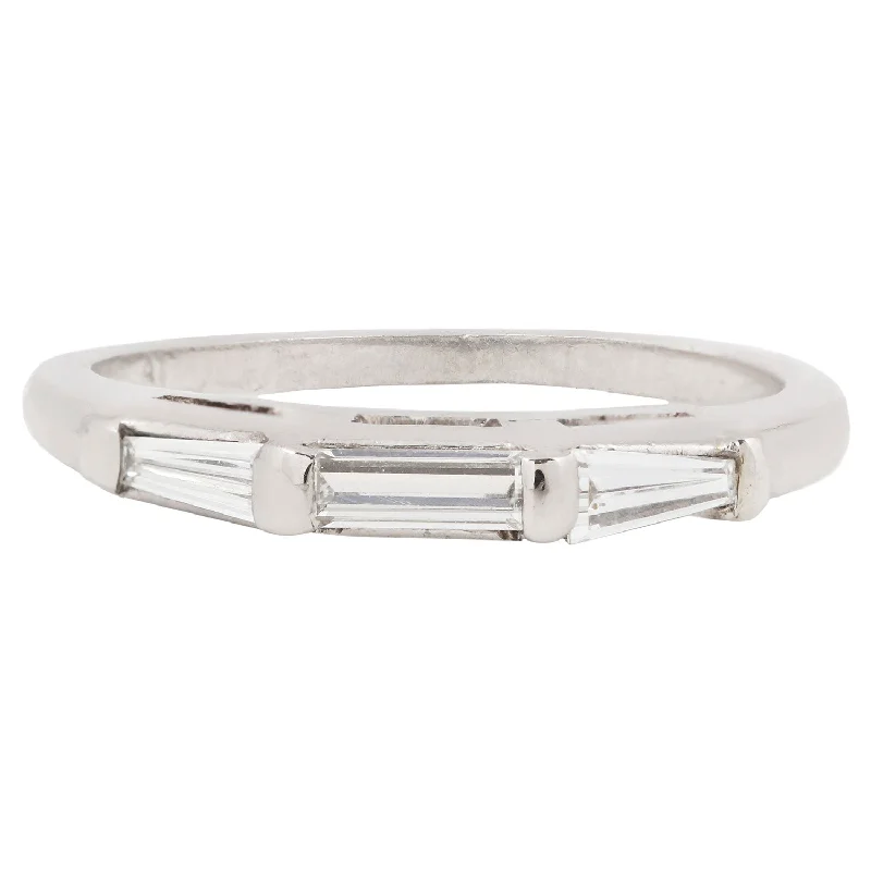Discounted Jewelry For A Glamorous Look Modern Three Baguette Ring