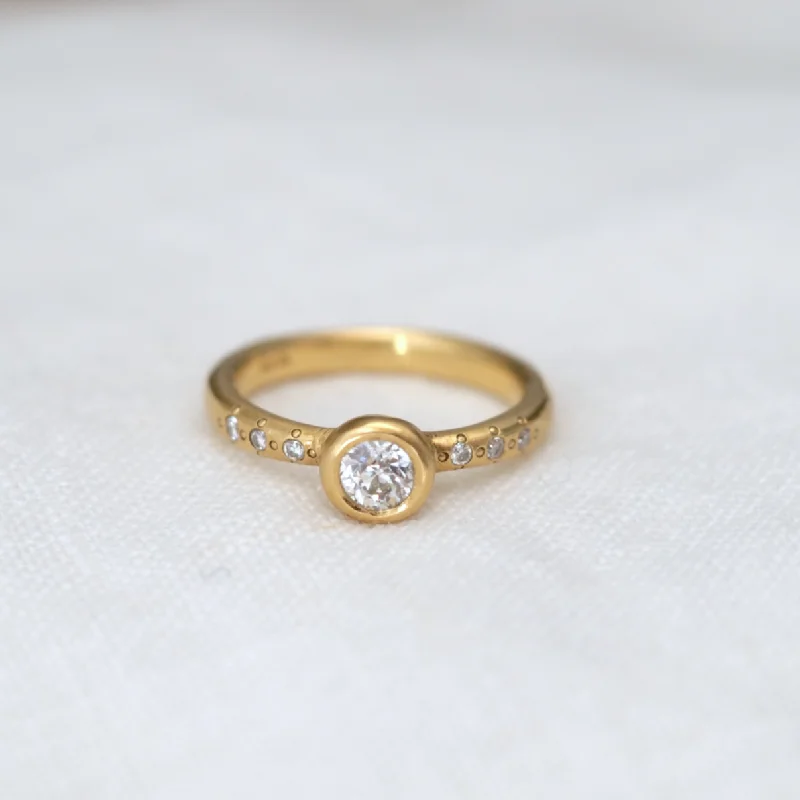 Flash Sale On Exquisite Jewelry – Don't Miss Out Delicate Bezel Ring with Diamonds - One of a Kind