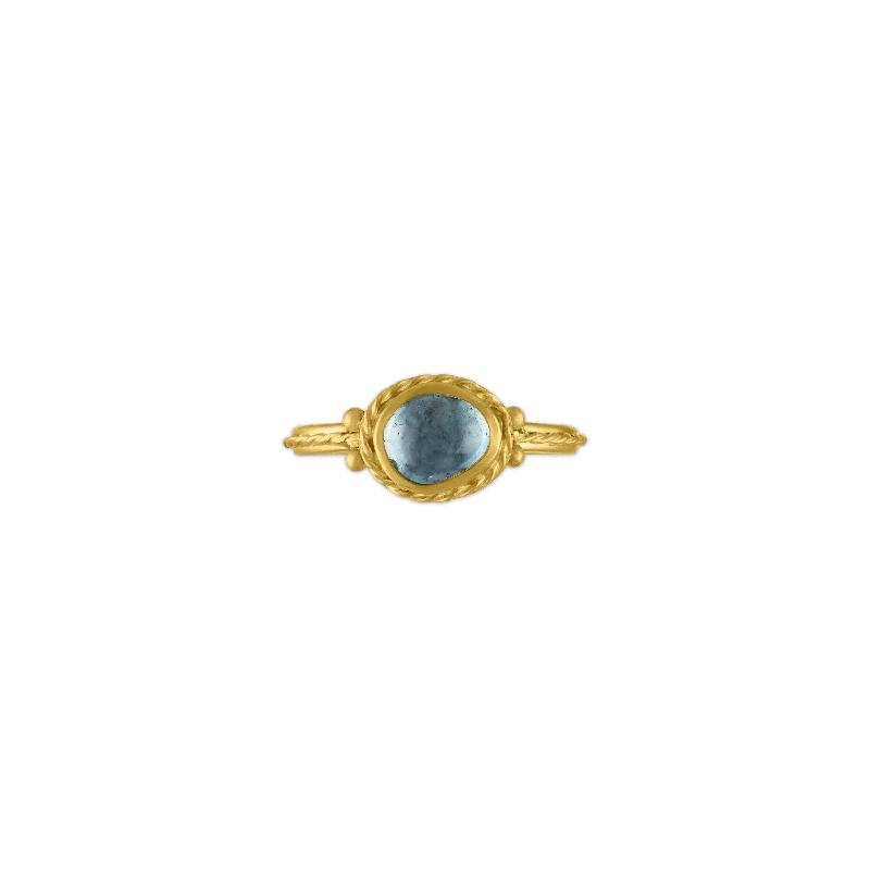 Elegant Designs, Unbeatable Discounts – Shop Jewelry Now Blue Sapphire Chorda Ring