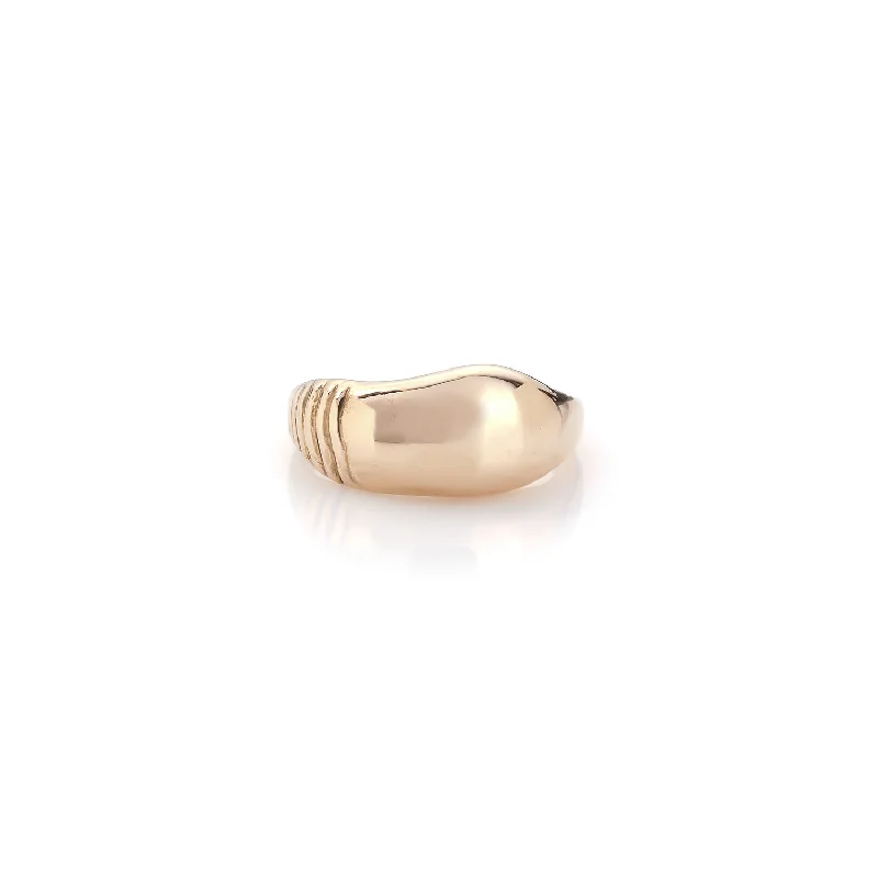 Elevate Your Outfit With Discounted Statement Jewelry Delphi Ring
