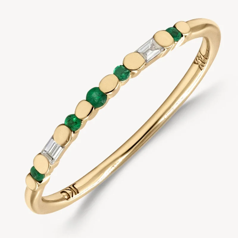 Dazzle With Discounts – Shop Jewelry On Sale Emerald Etude Band