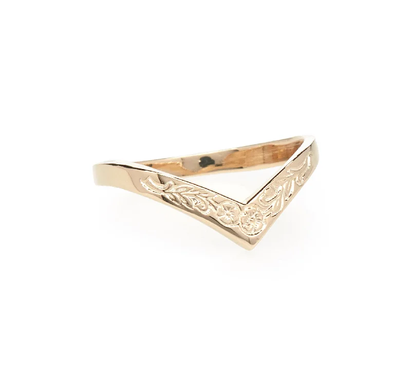 Bohemian-Inspired Jewelry For Free-Spirited Fashion Pavot V Ring