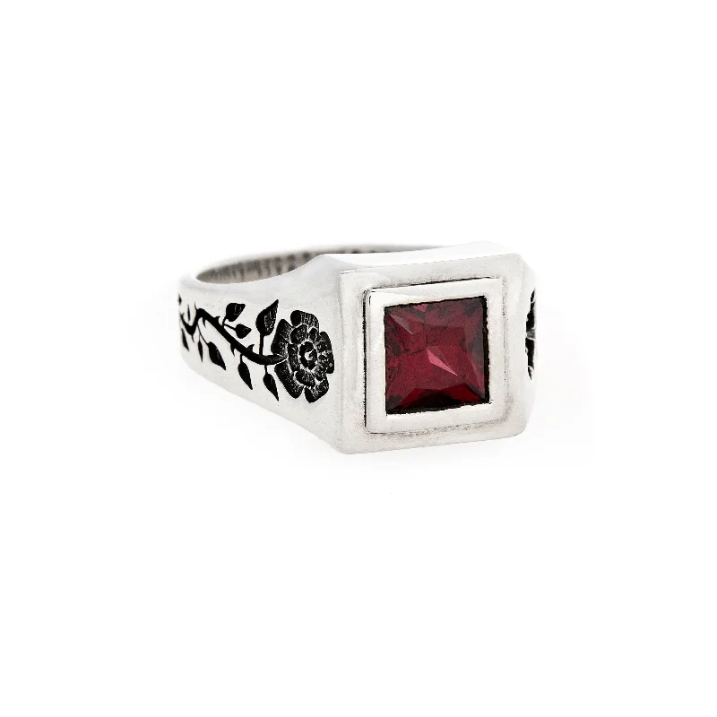 Affordable Elegance – Premium Jewelry At Special Prices SILVER EVENING ROSE RING