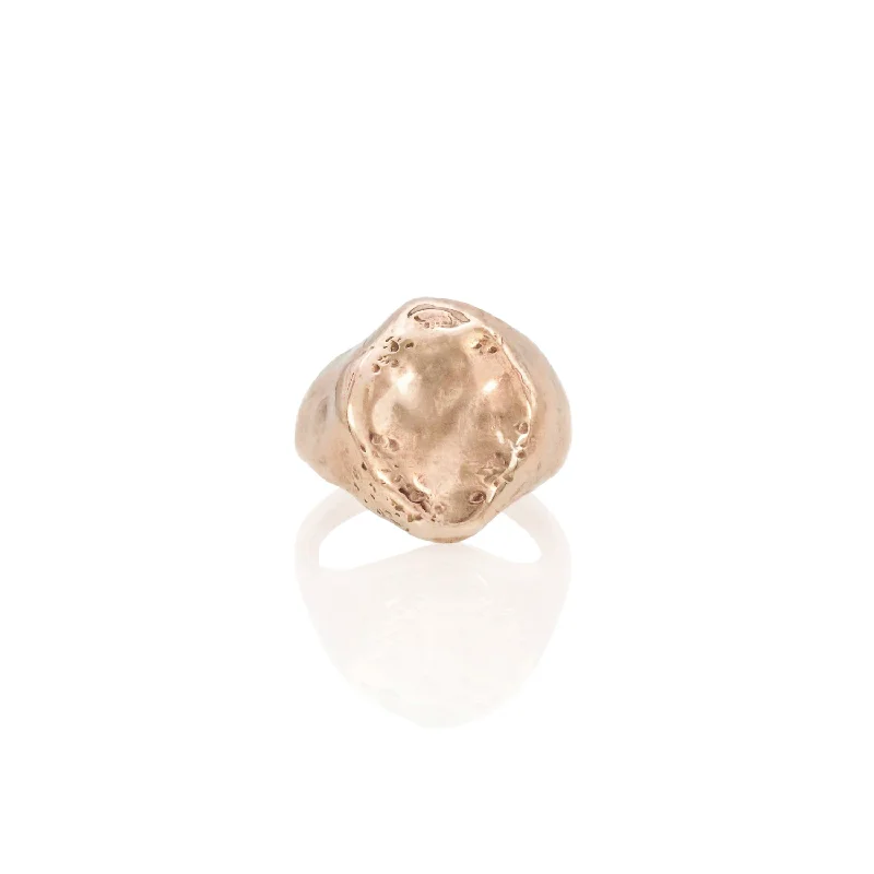 Grab Your Dream Jewelry At The Lowest Prices Heritage Signet Ring