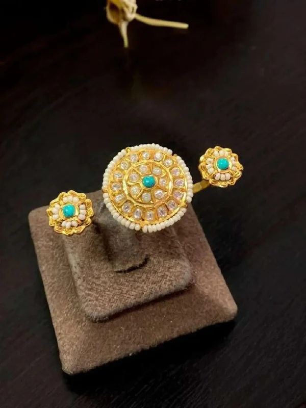 Get Ready To Sparkle – Special Jewelry Discounts Gold Finish Pearl And Kundan Ring