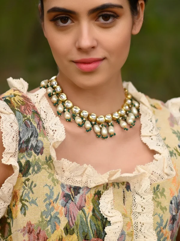 Get Your Favorite Jewelry At The Best Price Odette Women Green And White Choker Neck Piece Set Get Your Favorite Jewelry At The Best Price Odette Women Green And White Choker Neck Piece Set