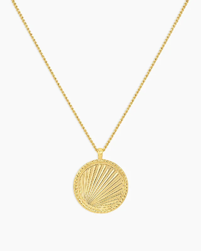 Save On Luxury Jewelry Pieces – Limited-Time Offers Sunny Pendant Necklace