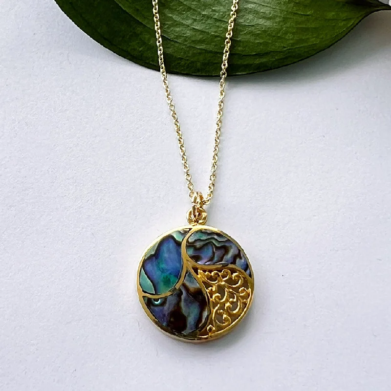 Personalized Jewelry Sale – Meaningful Gifts At Great Prices Abalone Filigree Necklace - Brass, Indonesia Personalized Jewelry Sale – Meaningful Gifts At Great Prices Abalone Filigree Necklace - Brass, Indonesia