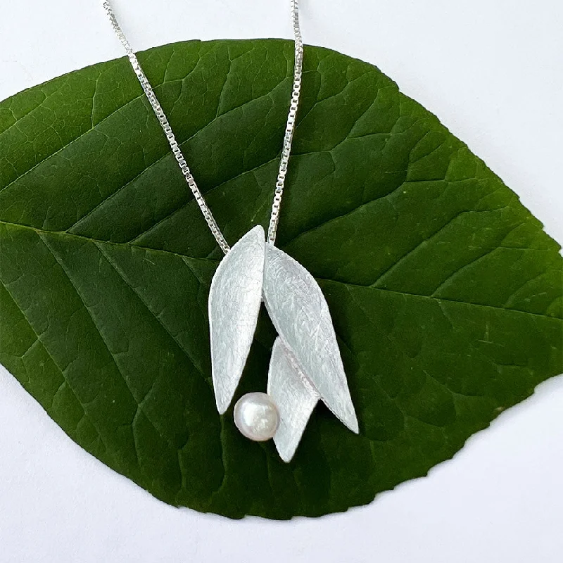 Dazzle With Discounts – Shop Jewelry On Sale Delicate Petal and Pearl Necklace - Sterling Silver, Indonesia Dazzle With Discounts – Shop Jewelry On Sale Delicate Petal and Pearl Necklace - Sterling Silver, Indonesia