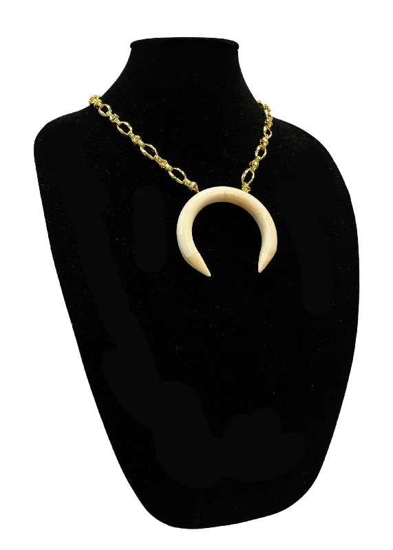 Timeless Jewelry Styles At Wallet-Friendly Prices Novak
