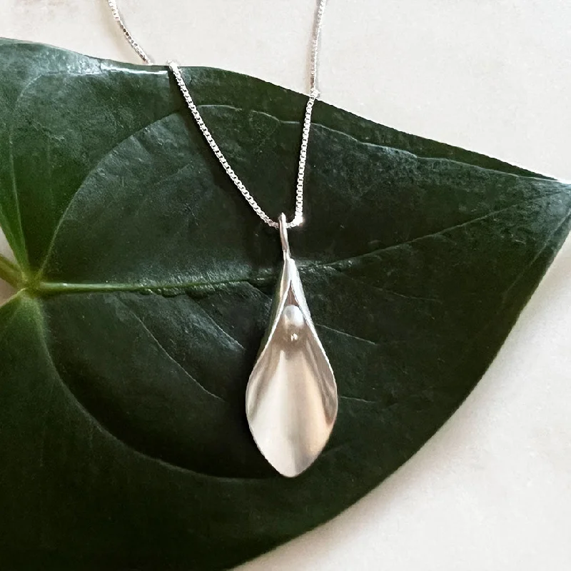 Celebrate Every Occasion With Sparkling Savings Sacred Lily Necklace - Sterling Silver, Indonesia Celebrate Every Occasion With Sparkling Savings Sacred Lily Necklace - Sterling Silver, Indonesia
