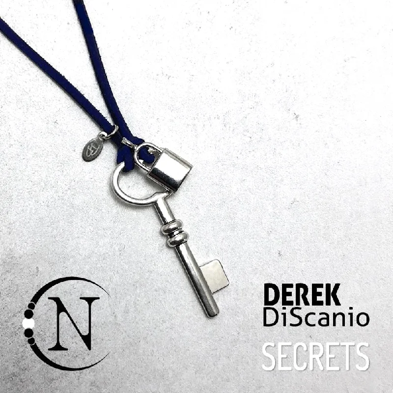Unmissable Discounts On Timeless Jewelry Pieces Necklace Secrets NTIO Choker/Bracelet by Derek DiScanio Unmissable Discounts On Timeless Jewelry Pieces Necklace Secrets NTIO Choker/Bracelet by Derek DiScanio