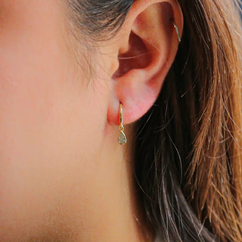 Your Dream Jewelry At Dream Prices ASTRA GOLD - Elegant 18K  Gold Earrings