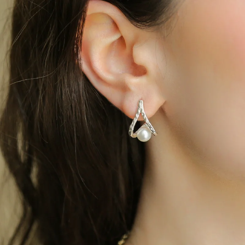 Buy More, Save More On Stunning Jewelry Pieces CAVALLARI- Freshwater Pearl and Sterling Silver Earrings Buy More, Save More On Stunning Jewelry Pieces CAVALLARI- Freshwater Pearl and Sterling Silver Earrings