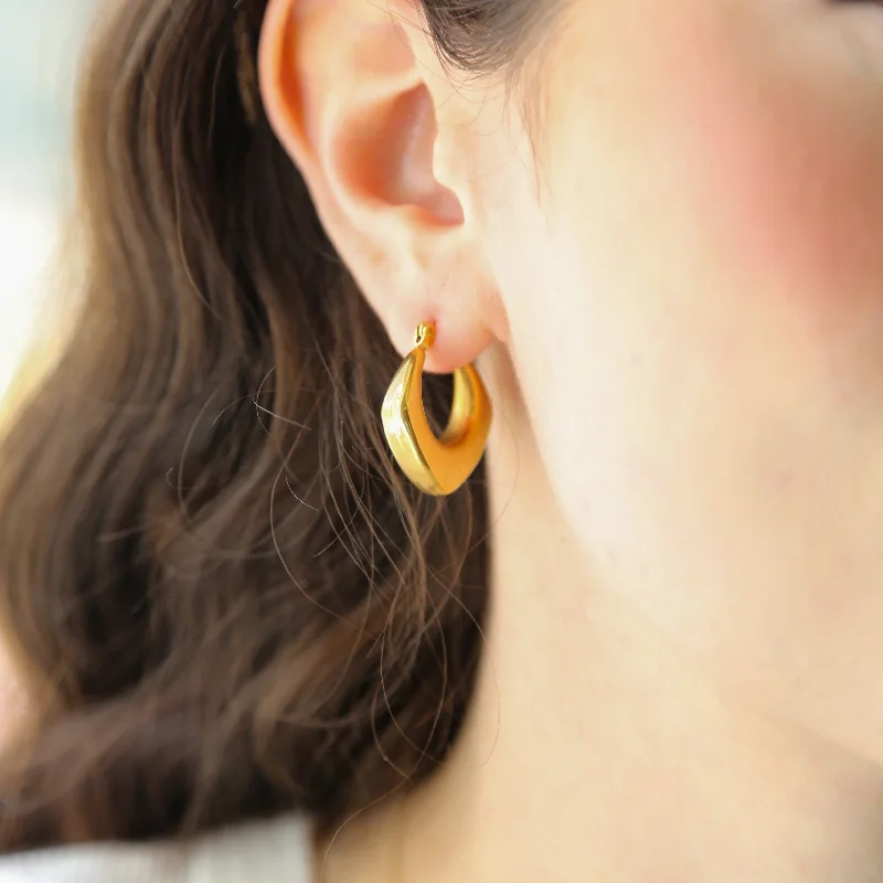 Luxury Jewelry Sale – Elegant Styles At Unbeatable Prices FRENCHIE- 18K Gold Hoop Earrings Luxury Jewelry Sale – Elegant Styles At Unbeatable Prices FRENCHIE- 18K Gold Hoop Earrings