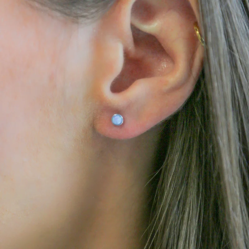 Fashion-Forward Jewelry At Incredible Prices REMI BLUE - BLUE Earring 925 Sterling Silver 4mm Round Fire Opal Stud Fashion-Forward Jewelry At Incredible Prices REMI BLUE - BLUE Earring 925 Sterling Silver 4mm Round Fire Opal Stud