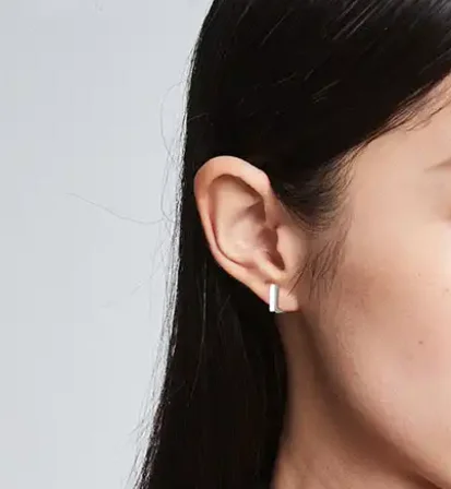 Shop Dazzling Jewelry At The Best Prices SQUARE HUGGIE GOLD - 18K Gold Plated Sterling Silver Earrings Shop Dazzling Jewelry At The Best Prices SQUARE HUGGIE GOLD - 18K Gold Plated Sterling Silver Earrings