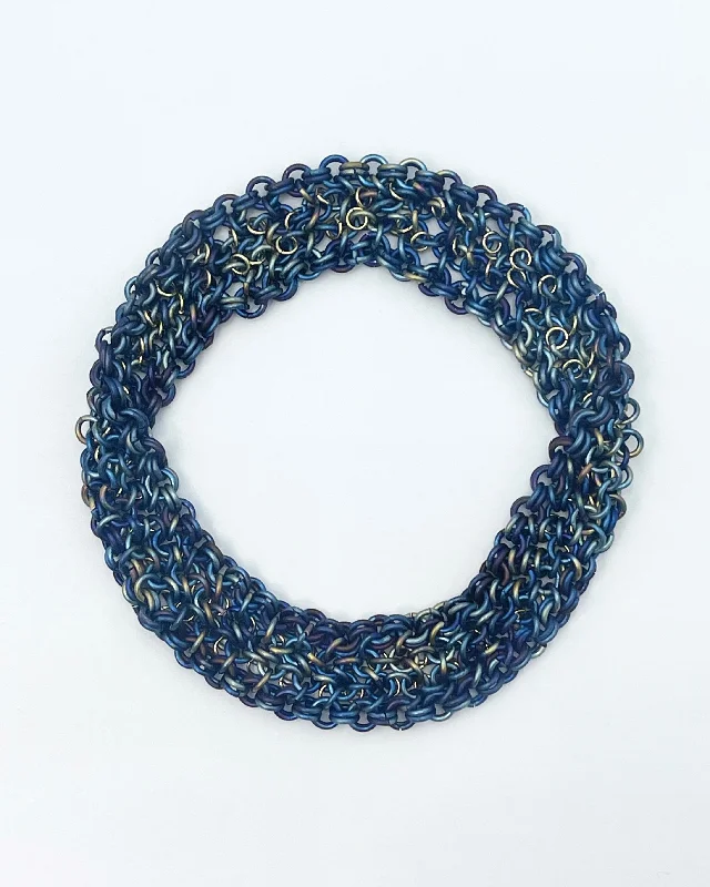 Handcrafted Beauty At Affordable Prices Alison Evan Blue Titanium Narrow Scatter Bracelet Handcrafted Beauty At Affordable Prices Alison Evan Blue Titanium Narrow Scatter Bracelet