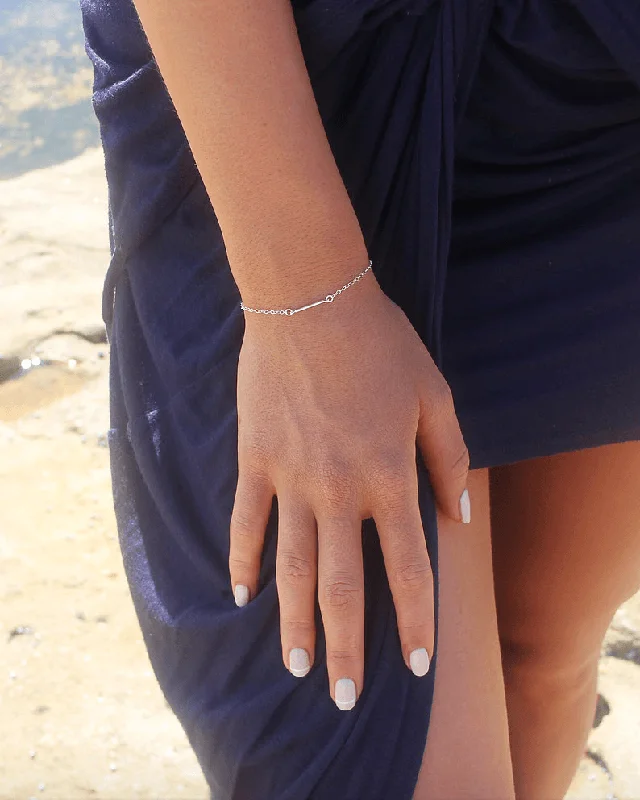 Timeless Beauty, Unbeatable Deals – Jewelry Sale On Bar Bracelet  - Sterling Silver