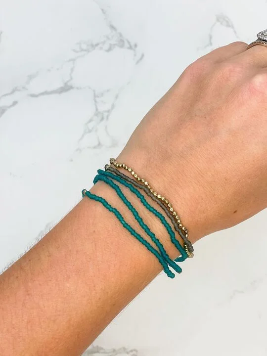 Last Chance To Shop High-End Jewelry At Markdown Prices Petite Glass Bead Stretch Bracelet Set - Teal Last Chance To Shop High-End Jewelry At Markdown Prices Petite Glass Bead Stretch Bracelet Set - Teal
