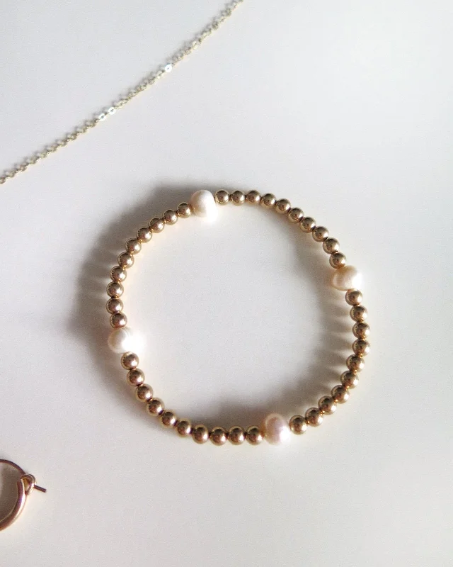 Grab Stylish Jewelry Before The Sale Ends Freshwater Pearl Large Beaded Bracelet