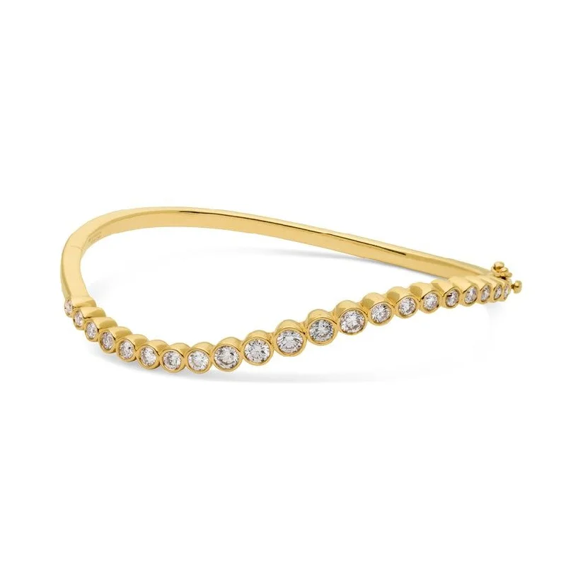 Elegant Jewelry At Unbeatable Prices – Shop Today Cara 14K Gold Bangle w. Diamonds