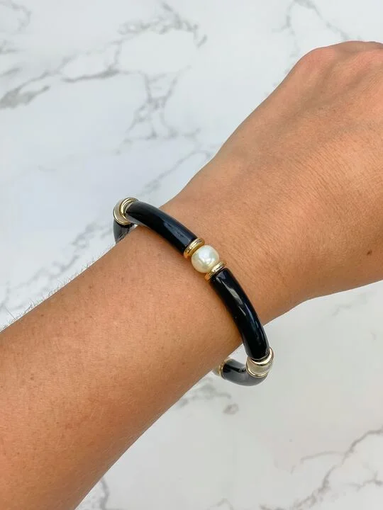 Delicate Crystal Jewelry For Sophisticated Charm Pearl Beaded Acrylic Tube Bracelet - Black Delicate Crystal Jewelry For Sophisticated Charm Pearl Beaded Acrylic Tube Bracelet - Black