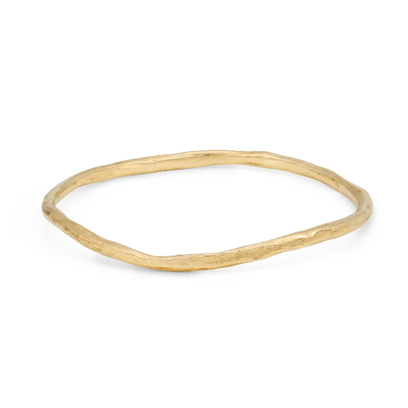 Affordable Luxury Jewelry – Style At A Great Price Rock Bangle 18ct Gold
