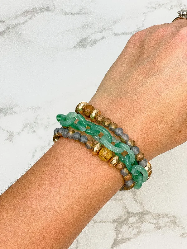 Celebrate Every Occasion With Sparkling Savings Stone Chain & Glass Bead Stretch Bracelet Set - Green Celebrate Every Occasion With Sparkling Savings Stone Chain & Glass Bead Stretch Bracelet Set - Green