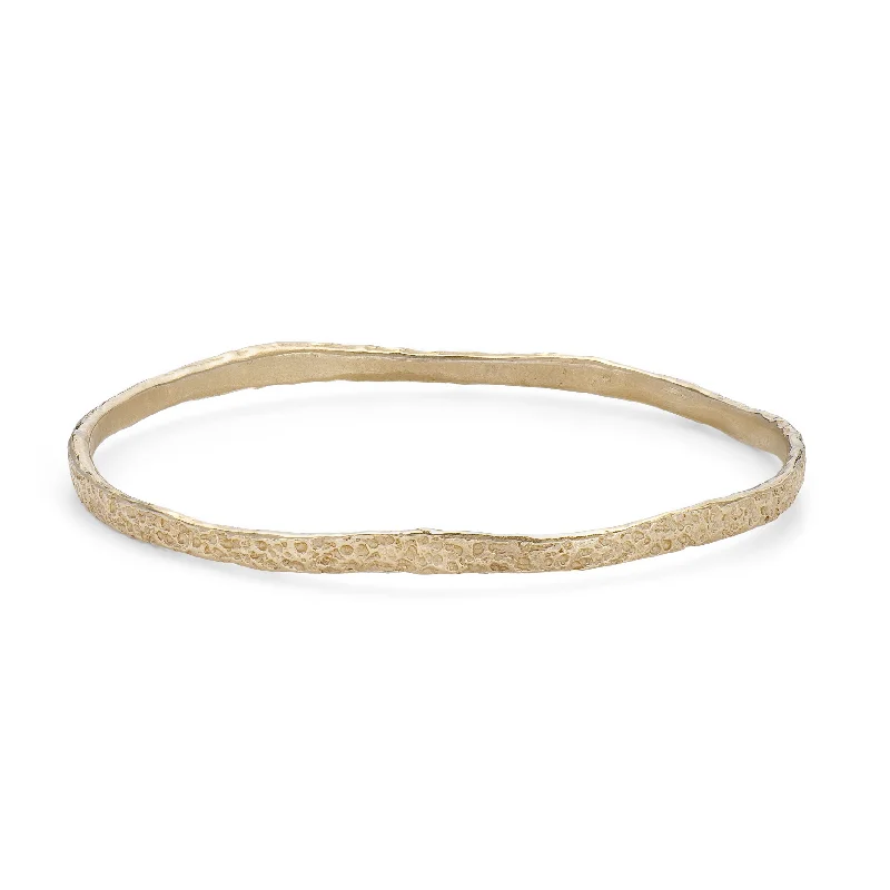Don't Miss Out On Jaw-Dropping Jewelry Discounts Urchin Bangle 9ct Gold