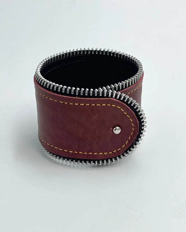 Dark Red/Silver