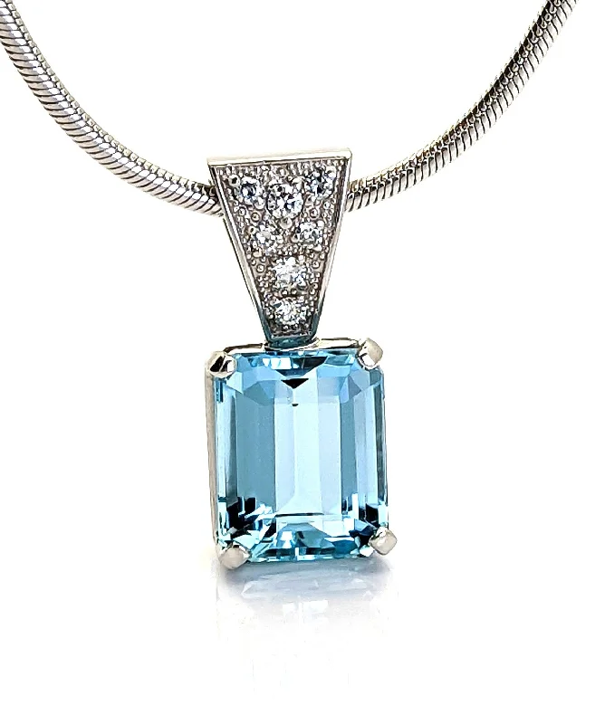 Elegant Necklaces And Bracelets At Limited-Time Offers 3 Carat Aquamarine Diamond Pendant 14K Solid White Gold Elegant Necklaces And Bracelets At Limited-Time Offers 3 Carat Aquamarine Diamond Pendant 14K Solid White Gold