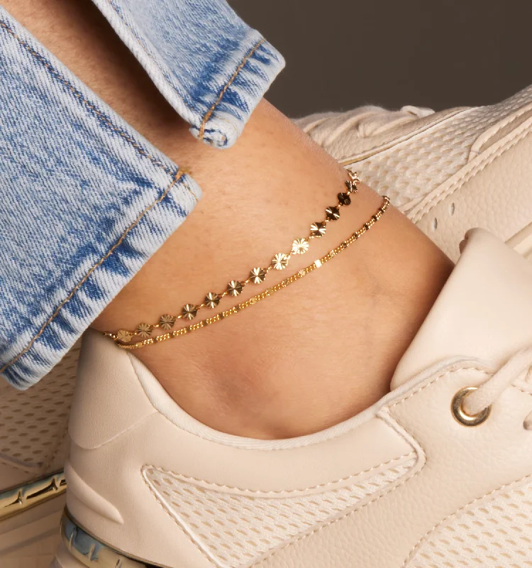 Fashion-Forward Geometric Jewelry For Contemporary Style Gold Anklet With Coin Chain