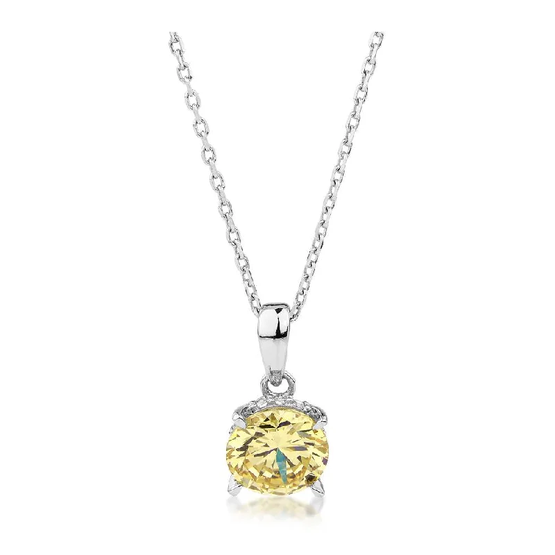 Elegant Jewelry, Exclusive Prices – Shop Now Round Brilliant solitaire necklace with 1.34 carats* of diamond simulants in sterling silver Elegant Jewelry, Exclusive Prices – Shop Now Round Brilliant solitaire necklace with 1.34 carats* of diamond simulants in sterling silver