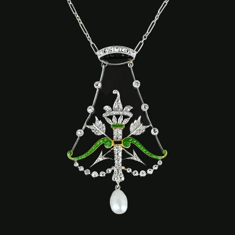 Elegant Necklaces And Bracelets At Limited-Time Offers Art Deco Arrow & Crown Enamel Emerald Diamond Necklace Elegant Necklaces And Bracelets At Limited-Time Offers Art Deco Arrow & Crown Enamel Emerald Diamond Necklace
