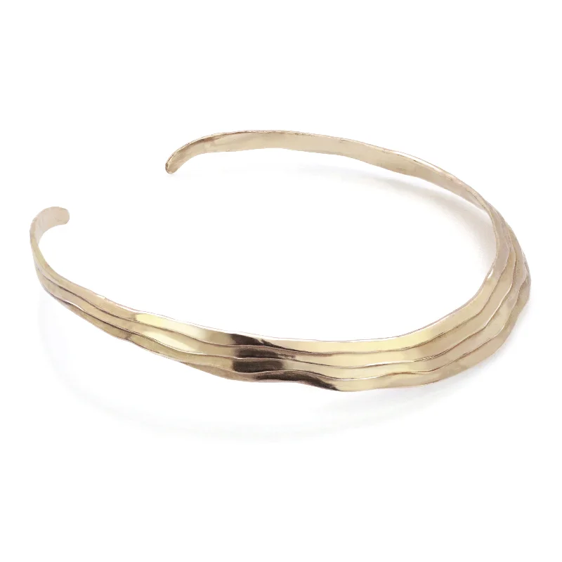 Everyday Jewelry Essentials Now On Sale The Chantara Collar | Gold