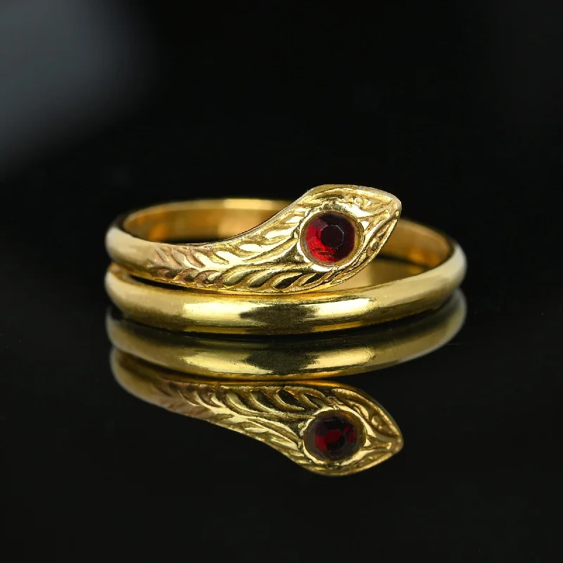 Accessorize For Less – Luxury Jewelry At Affordable Prices Vintage Solid 18K Gold Ruby Paste Snake Ring Band Accessorize For Less – Luxury Jewelry At Affordable Prices Vintage Solid 18K Gold Ruby Paste Snake Ring Band